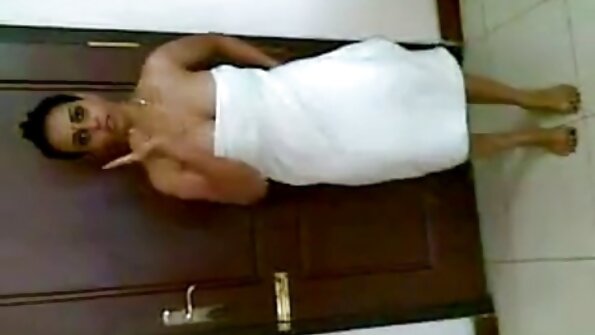 Ata və ögey qızları arasında günorta üçlüyü