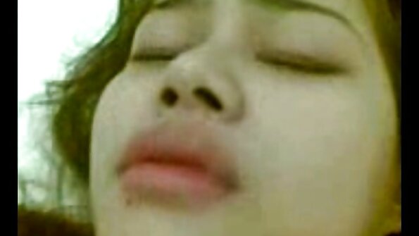 Şirin, yaş və seksual bədənində ikiqat nüfuzun olduğunu hiss edir