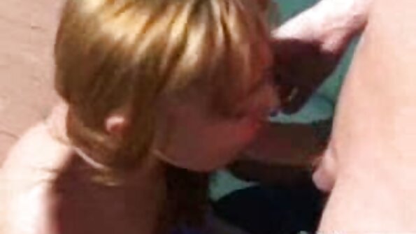 Qara qız Osa Lovely hamamda BWC-ni sikir