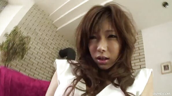 Sevgilisi ətrafda deyil və bu, qaraşın qadının aldatması üçün bir səbəbdir